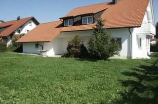 Wohnung mieten in Zogenweiler 128, 88263 Horgenzell, Attraktive 4,5-Raum-Dachgeschosswohnung mit EBK und Balkon in Horgenzell