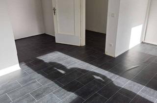 Wohnung mieten in Bochumer Landstr. 162, 45276 Steele, 2,5-Raum Wohnung in Essen-Freisenbruch/Steele - angrenzende Grünfläche/Parkanlage