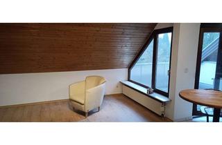 Wohnung mieten in Stuttgarter Straße 35, 74074 Heilbronn, Gemütliche 2-Zimmer-Dachgeschosswohnung mit Loggia & Garage – 74074 Heilbronn