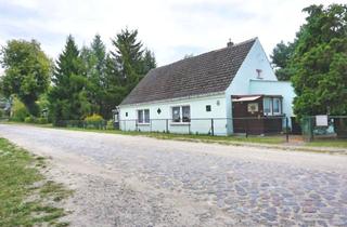 Haus kaufen in 17268 Templin, Sanierungsobjekt mit Stallgebäude auf 1.371 m² Grundstück in Metzelthin