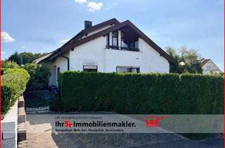 Einfamilienhaus kaufen in 72654 Neckartenzlingen, Verwirklichen Sie Ihr persönliches Traumhaus! Großzügiges Einfamilienhaus mit Einliegerwohnung