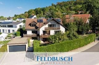 Einfamilienhaus kaufen in 92318 Neumarkt, Wohnen unterhalb des Weinbergs – großzügiges Einfamilienhaus mit bis zu 3 Wohneinheiten