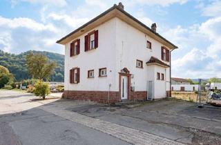 Einfamilienhaus kaufen in 66877 Ramstein-Miesenbach, Bereit für Ihre Ideen: Einfamilienhaus am Ortsrand von Landstuhl