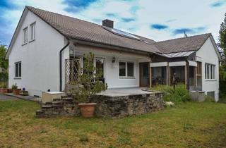 Einfamilienhaus kaufen in Tulpenstraße, 85235 Odelzhausen, charmantes Einfamilienhaus mit wunderschönem eingewachsenem Garten in guter Lage von Sittenbach