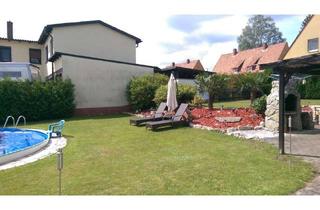 Einfamilienhaus kaufen in 96465 Neustadt, Zur Selbstnutzung oder für Kapitalanleger: Einfamilienhaus mit großzügigem Garten und Pool!