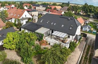 Haus kaufen in 15518 Steinhöfel, Wohnen am eigenen Schwimmteich – großzügiges Anwesen mit zwei Wohneinheiten