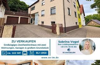 Haus kaufen in 75245 Neulingen, Großzügiges Zweifamilienhaus mit zwei Wohnungen, Garagen und großem Grundstück