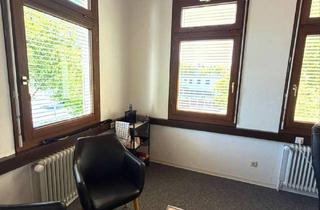 Gewerbeimmobilie kaufen in 72622 Nürtingen, VIELSEITIG NUTZBARE BÜRORÄUME IM 1. OG inkl. 1 Stellplatz in Nürtingen - 811-26