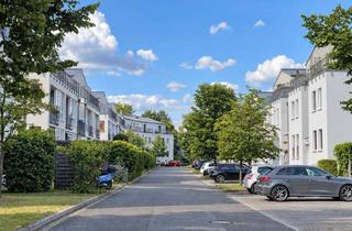 Wohnung kaufen in Leobschützer Str. 36, 13125 Karow, Attraktive Dachgeschoss-Wohnung mit Wannenbad und Terrasse.... NAHE S KAROW