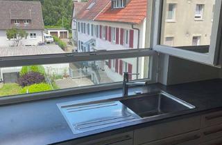 Wohnung kaufen in Stöckmattenstraße 25, 79541 Lörrach, Lebendig wohnen: Großzügige 4,5-Zimmer-Dachwohnung in Lörrach