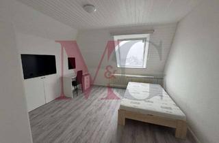 Wohnung mieten in Gökerstraße 75, 26384 Heppens, Sanierte WG Zimmer zur Miete für Frauen!