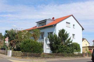 Wohnung mieten in 74321 Bietigheim-Bissingen, Komplett sanierte 3 Zi.-DG Wohnung mit Balkon