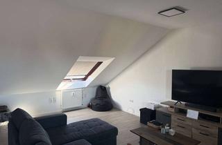 Grossz&uuml;gige 1-Zimmer-DG-Wohnung mit Balkon in Geseke-Innenstadt  in Geseke