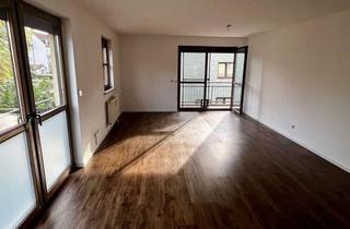 Wohnung mieten in Hochstraße 43, 86399 Bobingen, Helle 2-Zimmer-Wohnung mit großem Balkon und zwei Duplex-Stellplätzen in Bobingen