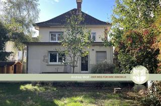 Haus kaufen in Zeppelinstraße 40, 63263 Neu-Isenburg, Er ist wieder da, der Rohdiamant am Traumplatz - mit Garten und Garage im beliebten Neu-Isenburg