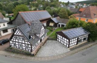 Haus kaufen in 96479 Weitramsdorf, Gemütliches Fachwerkhaus - 1989 neu aufgebaut! Plus Bungalow Wohnen/ Büro/ Praxis? + Garten +Scheune
