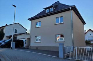 Haus kaufen in Kaiserstraße 18, 55232 Alzey, Zweifamilienhaus mit Garten und zwei Garagen provisionsfrei