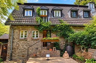 Haus kaufen in 40699 Erkrath, Ein Zuhause mit Seele – außergewöhnliches Wohnen auf historischem Gut