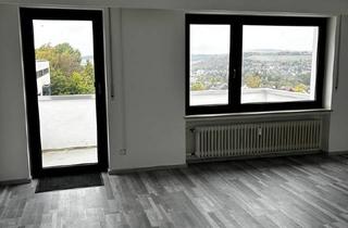 Wohnung mieten in 65232 Taunusstein, Helle 3- Zimmer Dachgeschosswohnung mit Balkon