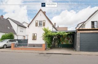Einfamilienhaus kaufen in 67105 Schifferstadt, Haus in zweiter Baureihe mit kleinem Garten, Carport und Garage