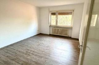Wohnung kaufen in 67061 Ludwigshafen, Ludwigshafen am Rhein - 2-Zi. hell, zentral, ab sofort zur freien Verfügung