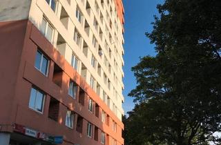 Wohnung kaufen in Legienstraße, 22119 Hamburg, Hamburg - Biete renovierte und helle Eigentumswohnung