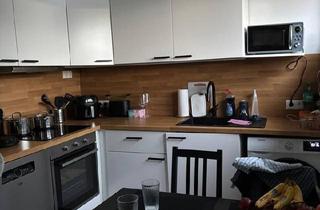 Wohnung kaufen in 28329 Bremen, Bremen - Komplett sanierte 4 Zimmer Wohnung, ruhige Lage, Balkon, Küche