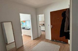 Wohnung kaufen in 26127 Oldenburg, Oldenburg - Über 5,5% Rendite - Eigentumswohnung in Bürgerfelde mit 4 Zimmern