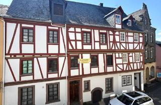 Haus kaufen in 56850 Enkirch, Enkirch - historisches Fachwerk-Winzer-Haus mit Weinbergsblick über die Mosel