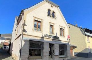 Haus kaufen in 54536 Kröv, Kröv - Wohnhaus mit 223 qm Wohnfl. sehr schönem Garten und mit 149 qm Laden (Kröv-Mosel)