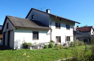 Haus kaufen in Dorfstraße 43, 83317 Oberteisendorf, Vermietetes Zweifamilienhaus in Oberteisendorf mit Potenzial – Verkauf erfolgt im Bieterverfahren!