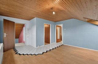 Wohnung kaufen in 75210 Keltern, Charmante 3-Zimmer-Dachgeschosswohnung mit Stellplatz in Keltern-Dietlingen