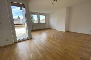 Wohnung kaufen in 65719 Hofheim am Taunus, 3-Zimmer-Wohnungen mit Loggia und einem eigenen Garten.