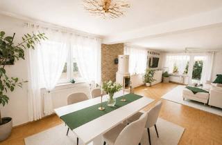 Wohnung kaufen in 31319 Sehnde, Fast wie ein Haus: 130 m² mit Garten, Terrasse und Garage, Kamin, toller EBK, Gäste-WC, großes Bad