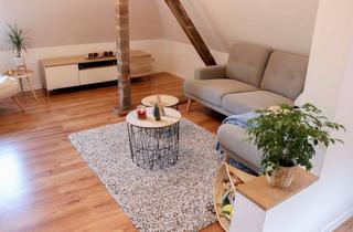 Wohnung kaufen in Heymannstraße 10, 20253 Eimsbüttel, Gegen Gebot: Bezugsfreies, provisionsfreies, saniertes DG-Apartment in HH-Eimsbüttel (Denkmalschutz)