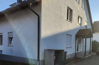 Wohnung kaufen in Augsburger Straße 30, 89331 Burgau, 3 kompakte Apartments in Burgau zu verkaufen