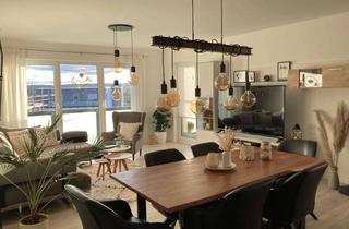 Wohnung kaufen in Hinterer Bickeberg 12, 78048 Villingen-Schwenningen, Großzügige und helle 4-Zimmer-Wohnung mit Weitblick, Balkon, Garage und Stellplatz am Hinterer Bick.