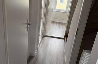 Wohnung mieten in Essener Str. 33, 28199 Neuenland, Wohnen mit Charakter: Geräumige 4,5-Zimmer-Wohnung in Bremen