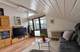 Wohnung mieten in Biberweg, 57368 Lennestadt, Gepflegte 3-Zimmer-Dachgeschosswohnung mit Balkon und Weitblick in Lennestadt-Maumke