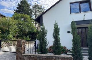 Wohnung mieten in 55126 Finthen, Bestlage von Mainz-Finthen! 3-Zimmer-Wohnung mit Einbauküche, Kamin & traumhafter Dachterrasse
