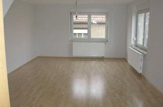 Wohnung mieten in Am Hang, 01561 Schönfeld, Wohnen mit Charakter: 3-Zimmer-Wohnung in Schönfeld