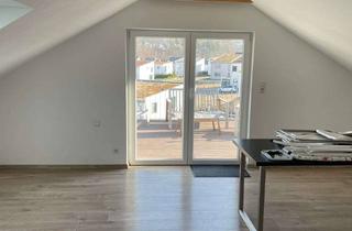 Wohnung mieten in Tischardter Straße 20, 72622 Nürtingen, Schöne zwei Zimmer Wohnung mit großem Panoramabalkon