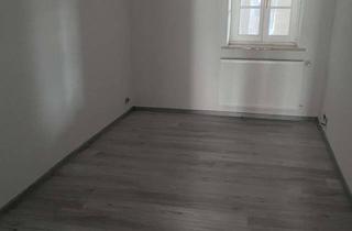 Wohnung mieten in Im Gäßchen, 66693 Mettlach, Mettlach: Helle Wohnung mit Balkon und barrierefreiem Zugang
