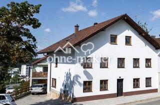Mehrfamilienhaus kaufen in 94436 Simbach, Mehrfamilienhaus mit 3 Wohnungen, Wärmepumpe und großem Grundstück in Simbach bei Landau
