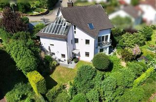 Haus kaufen in 97877 Wertheim, Grozügiges Wohnhaus mit flexibler Nutzung als Ein- oder Zweifamilienhaus...