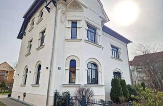 Villa kaufen in 04613 Lucka, Besonderes Wohnen in Lucka - großzügige, lichtdurchflutete Jugendstilvilla mit Originaldetails