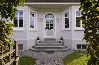 Villa kaufen in Bahnhofstraße 49, 26316 Varel, Denkmalgeschützte Stadtvilla mit separatem Atelierhaus