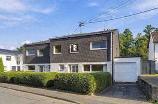 Doppelhaushälfte kaufen in 53783 Eitorf, 4-Zimmer-Doppelhaushälfte mit Garten und Garage – im Zentrum von Eitorf