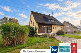 Haus kaufen in 57520 Langenbach, Viel Raum für Ihre Ideen. Großzügiges Wohnhaus auf sonnigem Grundstück in Langenbach b. Kirburg.
