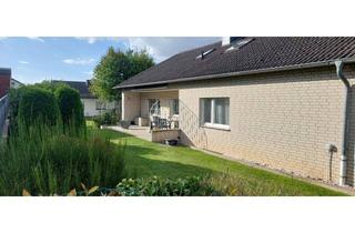 Haus mieten in Goethestraße, 33142 Büren, Alltagstaugliches Einfamilienhaus mit neun Zimmern in Büren